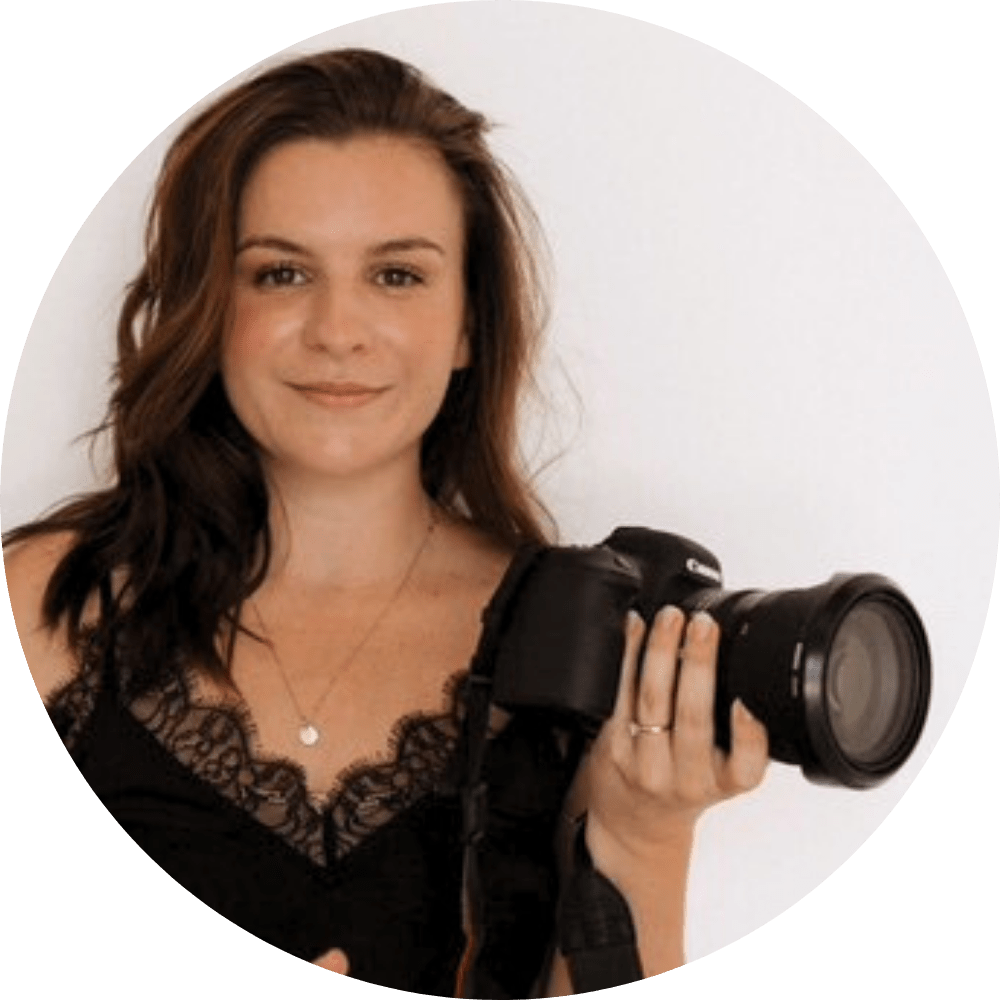 Taylor a Photographer posing for her testimonial photo for Jen Laws
